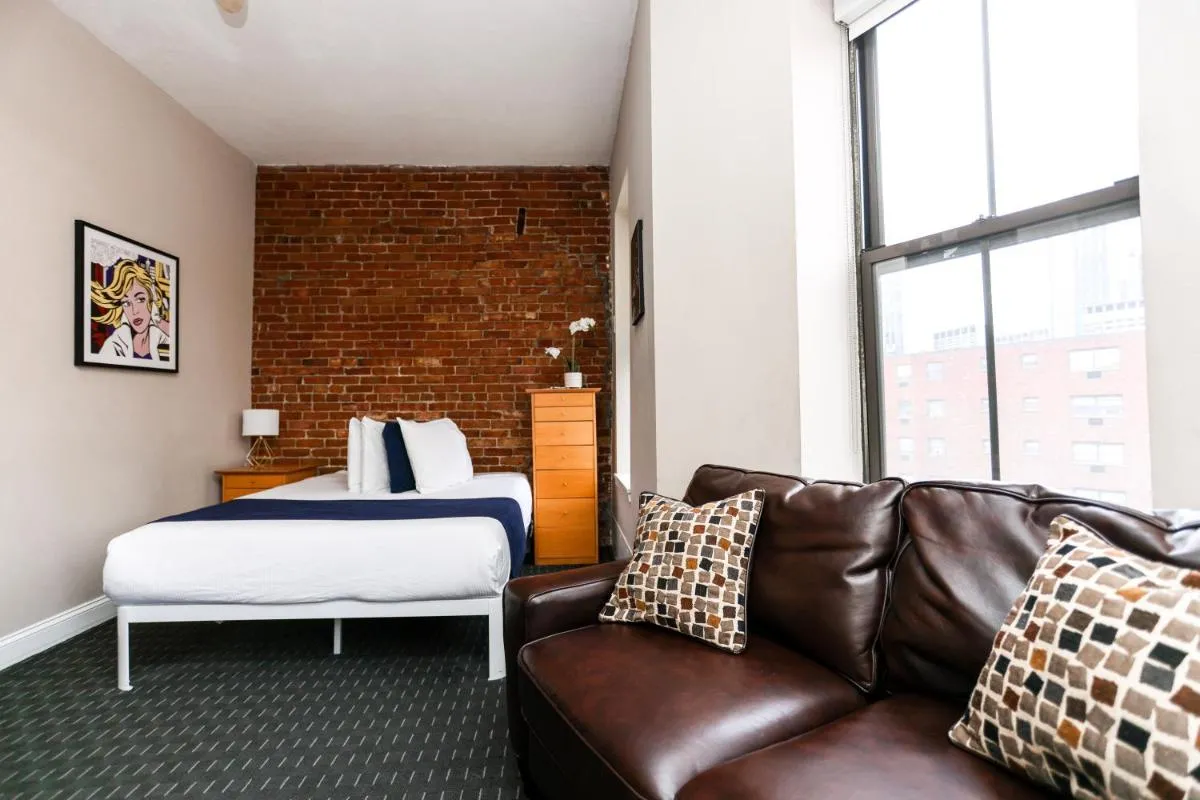 Image 4 of Stylish Studio in Boston Brownstone, C.Ave #21
