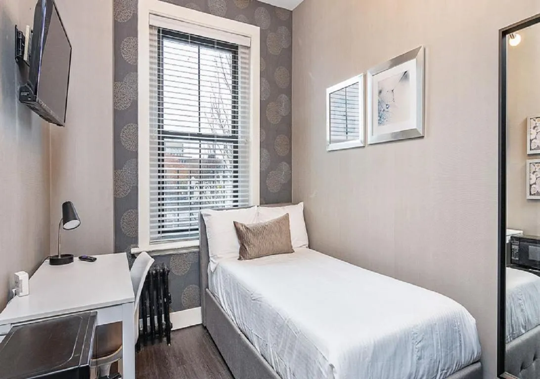 Image of Suites At 143 Arlington Street