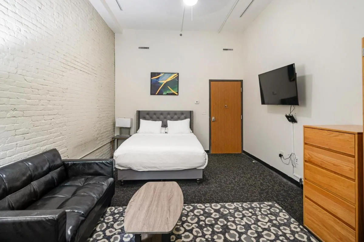 Image 5 of Temple Place Suites 2+3