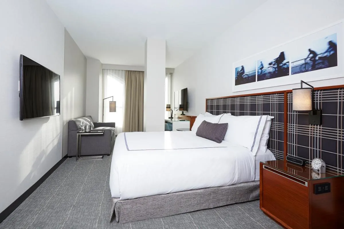 Image 4 of The Godfrey Hotel Boston