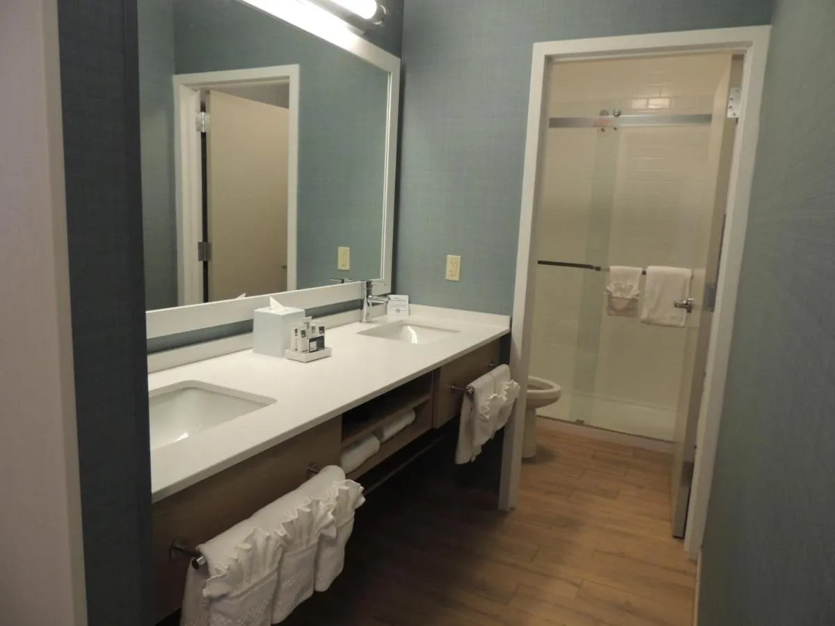Image 2 of The Inn at Longwood Medical