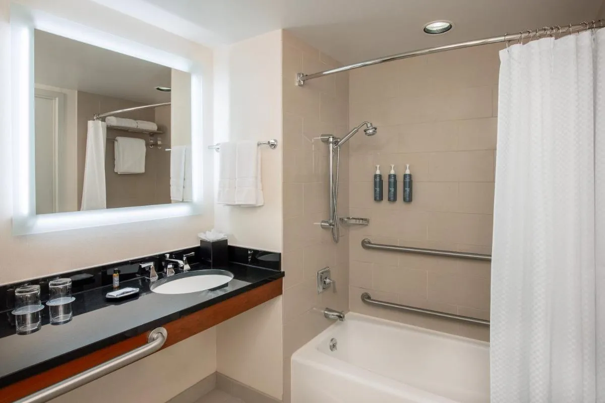 Image 3 of The Westin Boston Seaport District