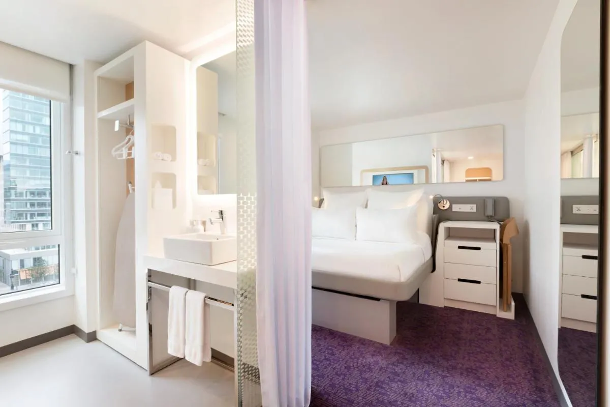 Image 4 of YOTEL Boston