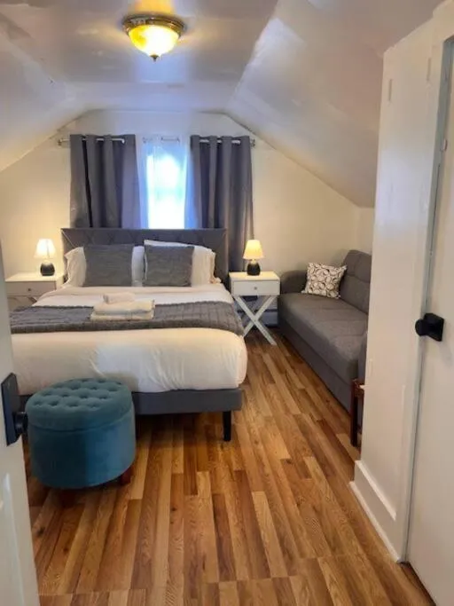 Image 3 of Your Home Away from Home – Jamaica Plain, Boston