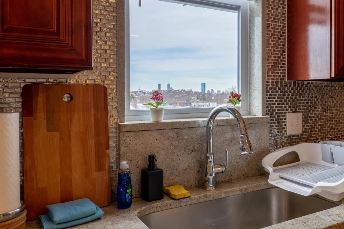 Image 4 of 90- SPRING GETAWAY 10 PERCENT OFF! Boston Spacious Convenient Apartment