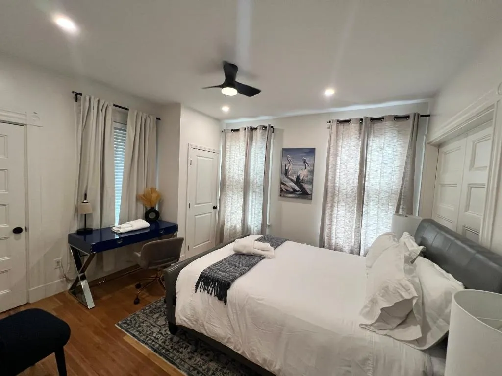 Image of Harvrd-MIT-B.U./Parkfree/Single Family residence