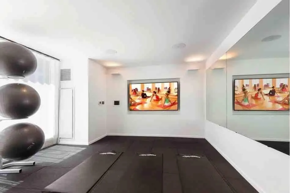 Image 4 of Lux 2bed2bath Apt Boston
