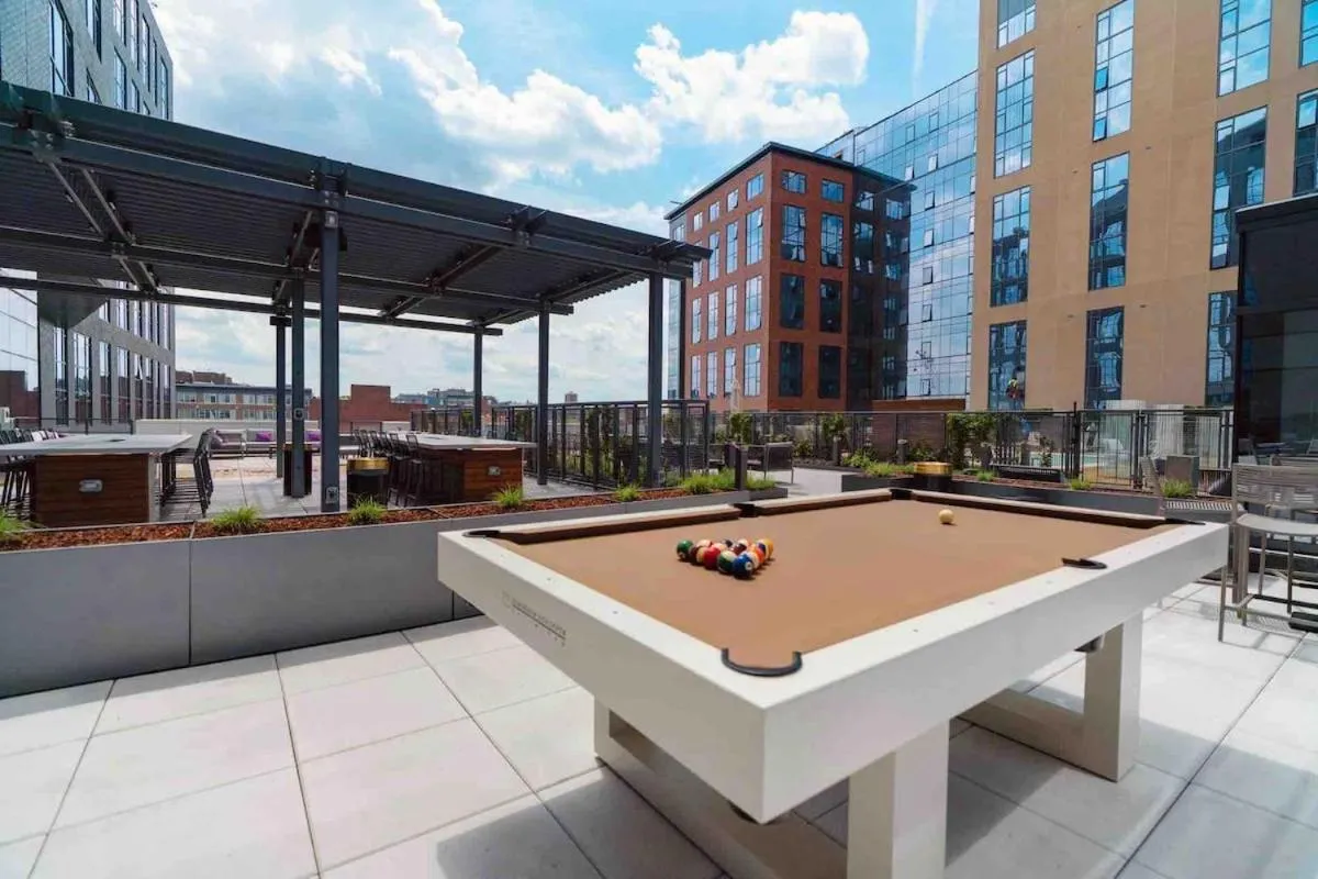 Image 2 of Lux 2bed2bath Apt Boston